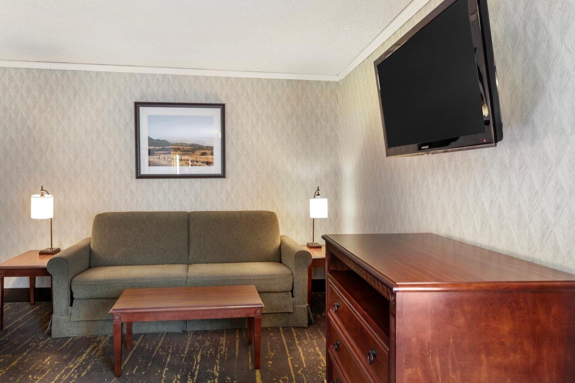 Best Western Plus Black Oak Paso Robles Ruang foto
