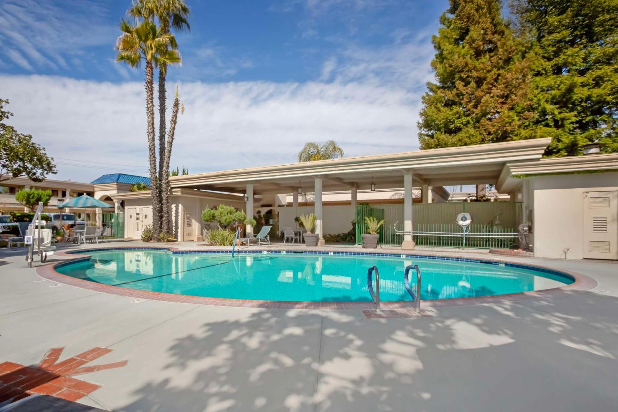 Best Western Plus Black Oak Paso Robles Bagian luar foto