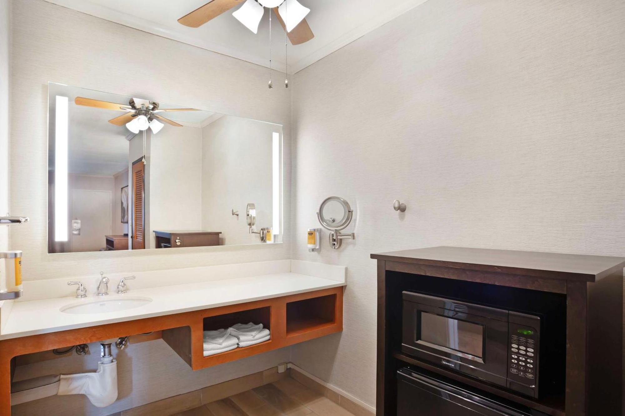 Best Western Plus Black Oak Paso Robles Bagian luar foto