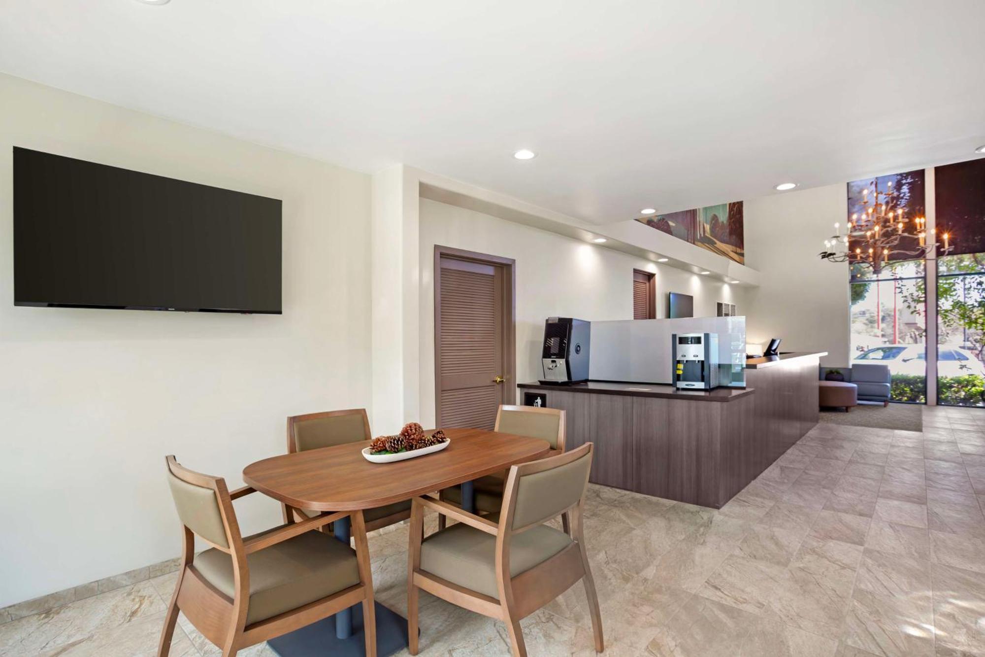 Best Western Plus Black Oak Paso Robles Bagian luar foto